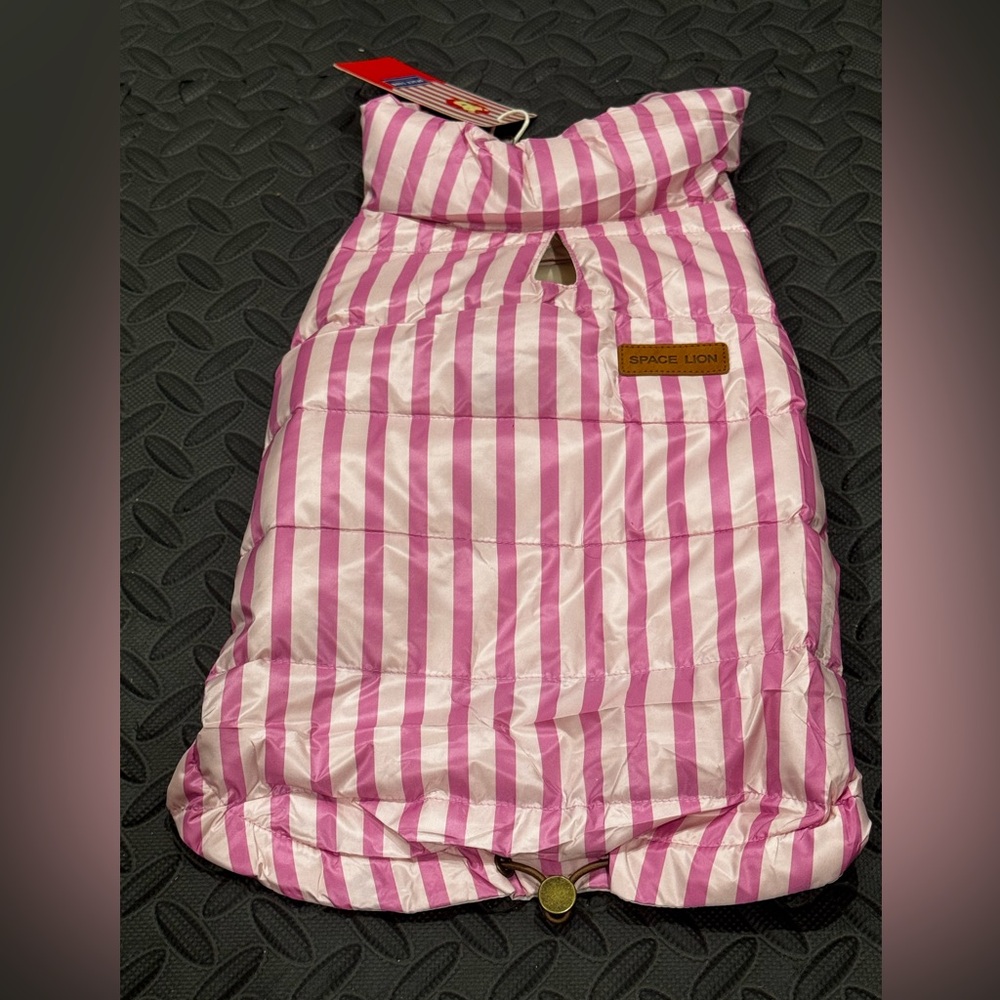 ☀️ NWT - Dog Puffer Jacket